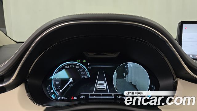 Genesis GV70 2023 — photo 11
