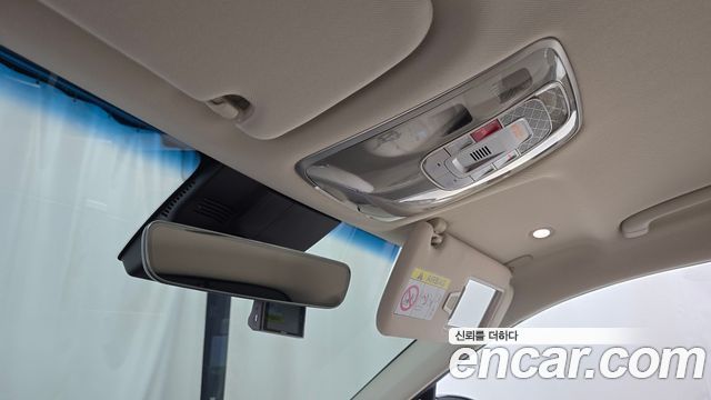 Genesis GV70 2023 — photo 25