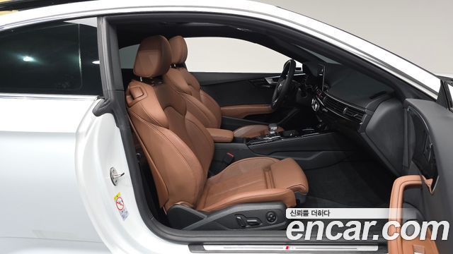 Audi A5 2022 — photo 16
