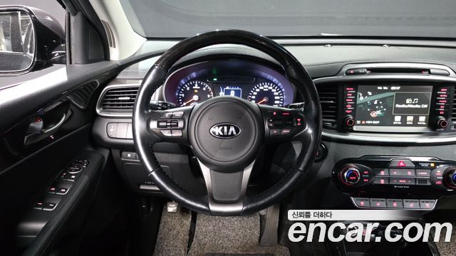 Kia Sorento 2017 — photo 13