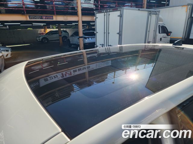 Land Rover Discovery Sport 2018 — photo 13