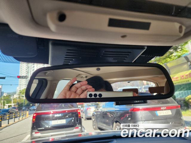 Land Rover Discovery Sport 2018 — photo 16