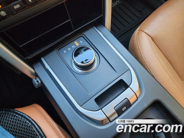 Land Rover Discovery Sport 2018 — photo 18