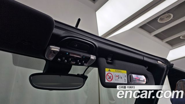 Mini Cooper Convertible 2024 — photo 17