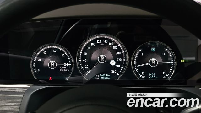 Rolls-Royce Ghost 2021 — photo 8
