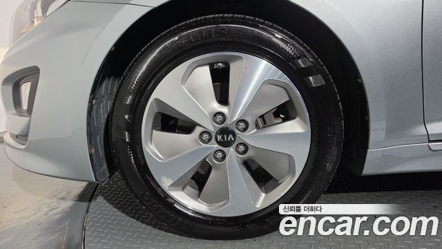 Kia K5 2015 — photo 5