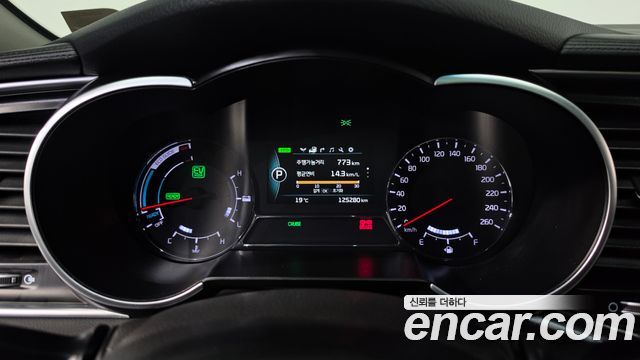 Kia K5 2015 — photo 11