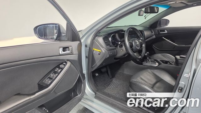 Kia K5 2015 — photo 13