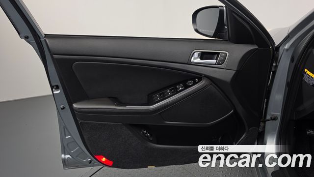 Kia K5 2015 — photo 14