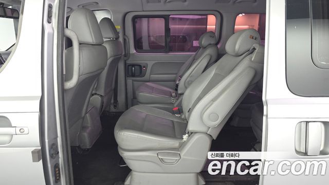 Hyundai Starex 2018 — photo 12