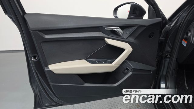 Audi A3 2023 — photo 14