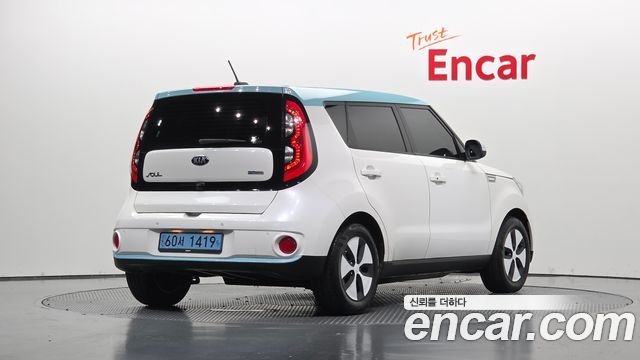 Kia Soul 2018 — photo 2