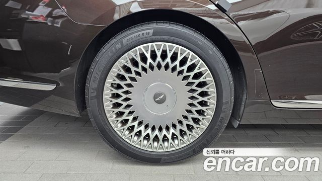 Genesis G90 2019 — photo 5