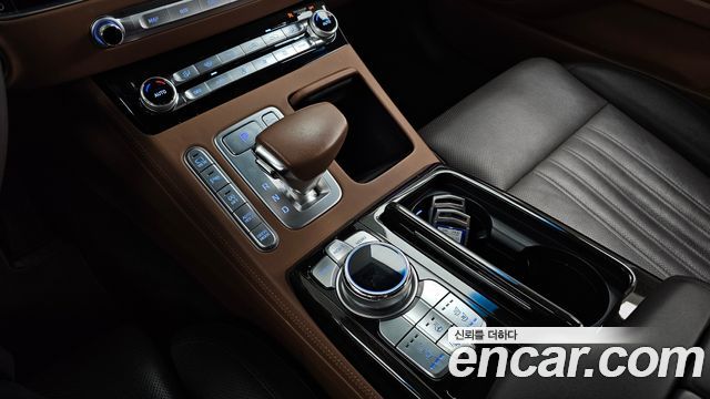 Genesis G90 2019 — photo 9