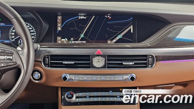 Genesis G90 2019 — photo 14
