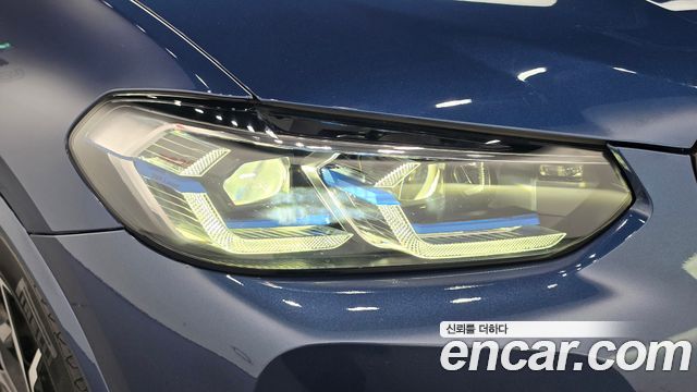 BMW X4 2023 — photo 8