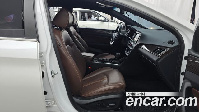 Hyundai Sonata 2018 — photo 11