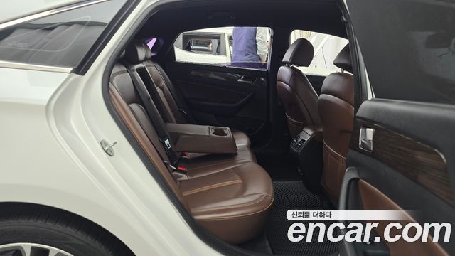 Hyundai Sonata 2018 — photo 12