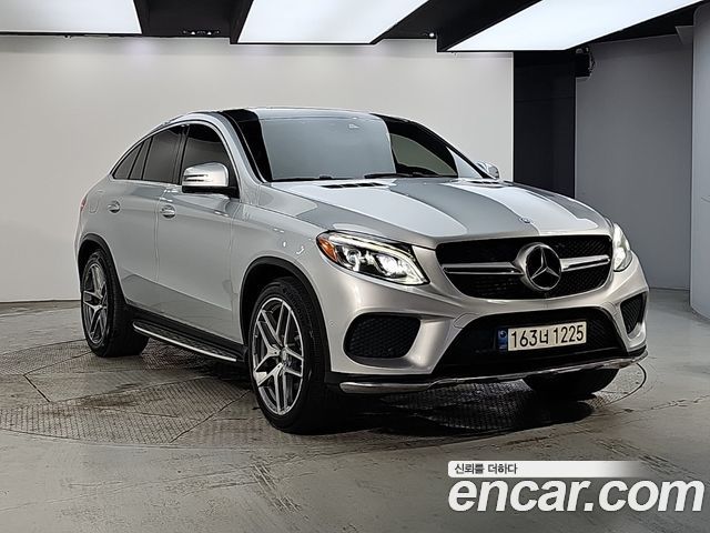 Mercedes-Benz GLE-Class 2017 — photo 2