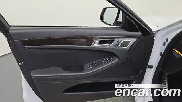 Genesis G80 2019 — photo 14