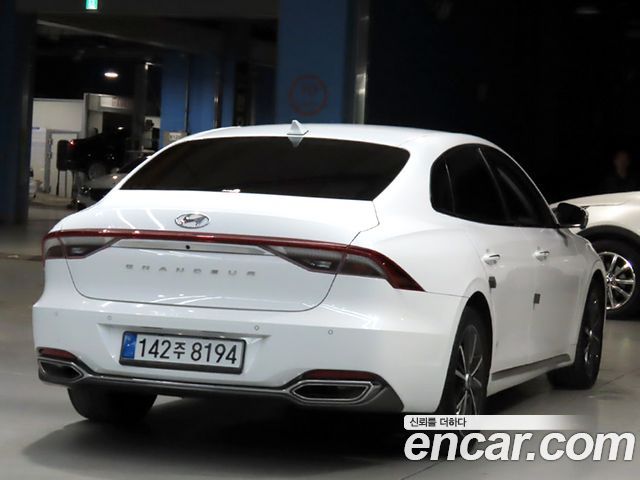 Hyundai Grandeur 2023 — photo 4