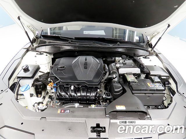 Hyundai Grandeur 2023 — photo 19