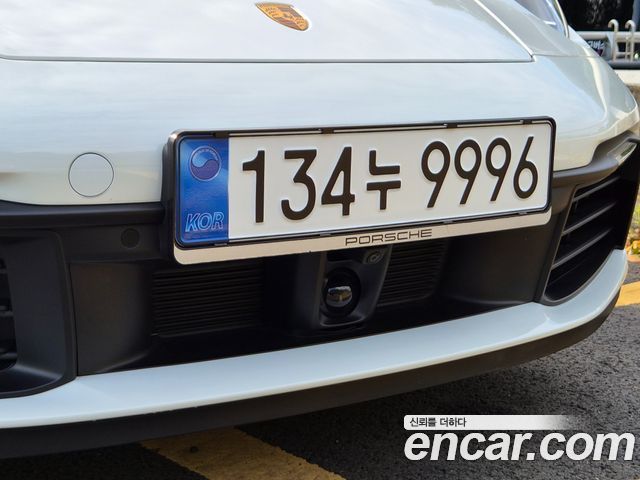 Porsche 911 2024 — photo 19