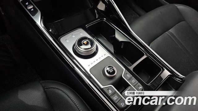 Kia Sorento 2023 — photo 12