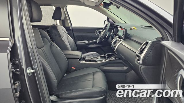 Kia Sorento 2023 — photo 17