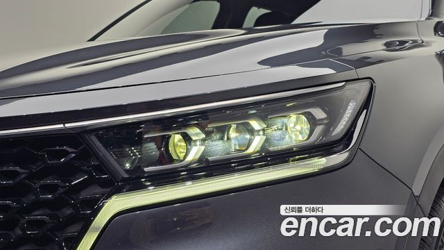 Kia Sorento 2023 — photo 8