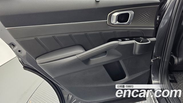 Kia Sorento 2023 — photo 15