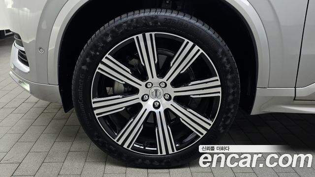 Volvo XC90 2024 — photo 5