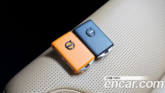 Volvo XC90 2024 — photo 23
