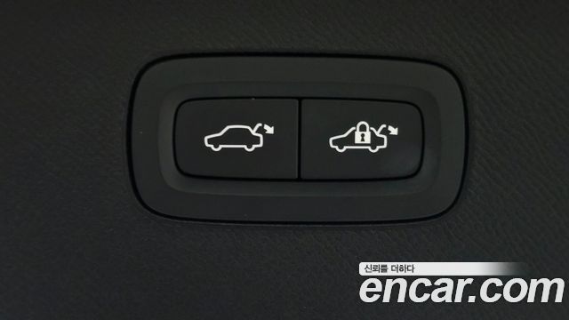 Volvo XC90 2024 — photo 24
