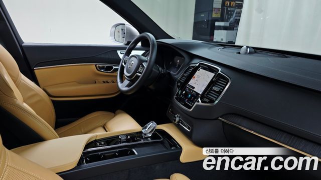 Volvo XC90 2024 — photo 26