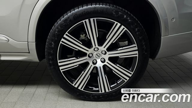 Volvo XC90 2024 — photo 7