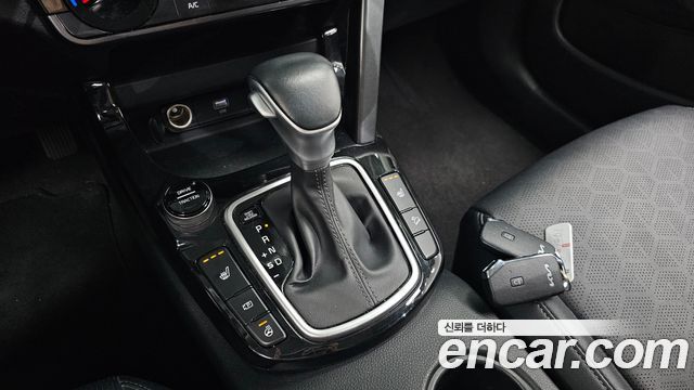 Kia Seltos 2023 — photo 12