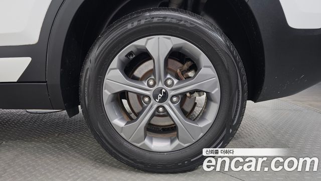 Kia Seltos 2023 — photo 7