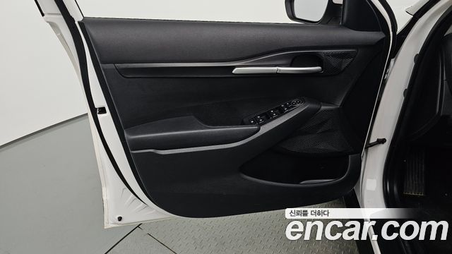 Kia Seltos 2023 — photo 14
