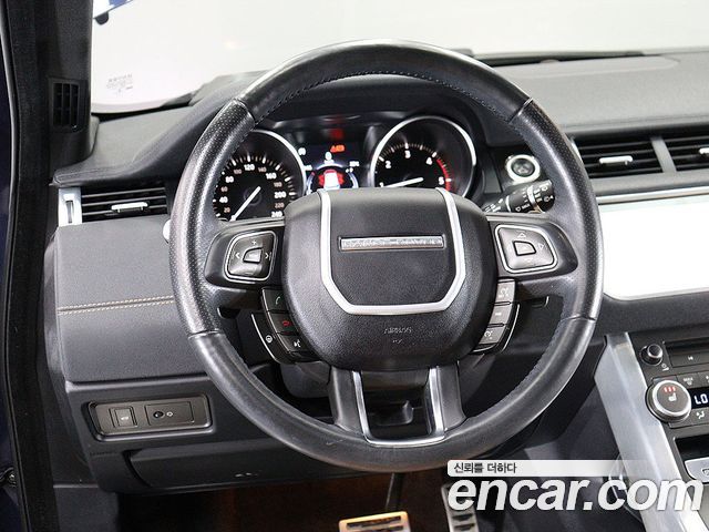 Land Rover Range Rover Evoque 2018 — photo 15
