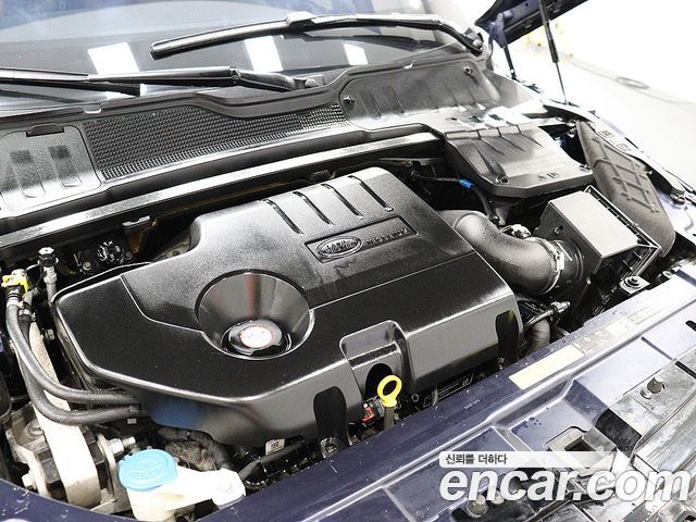 Land Rover Range Rover Evoque 2018 — photo 19