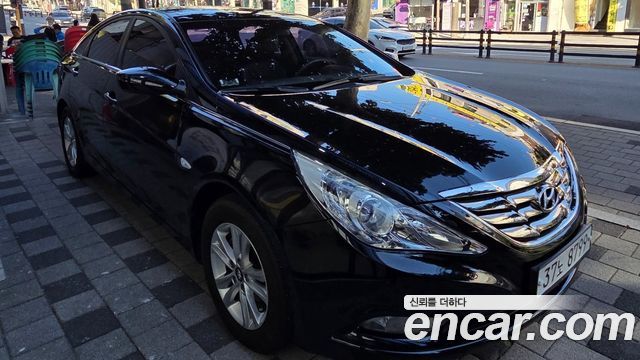 Hyundai Sonata 2011 — photo 1