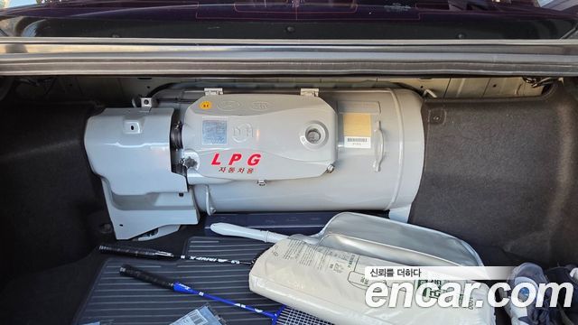 Hyundai Sonata 2011 — photo 13
