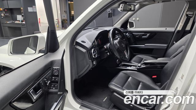 Mercedes-Benz GLK-Class 2015 — photo 10