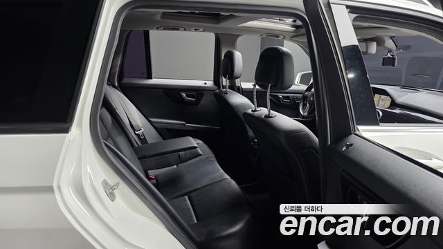 Mercedes-Benz GLK-Class 2015 — photo 11