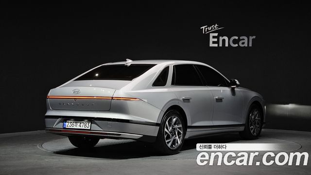 Hyundai Grandeur 2023 — photo 2