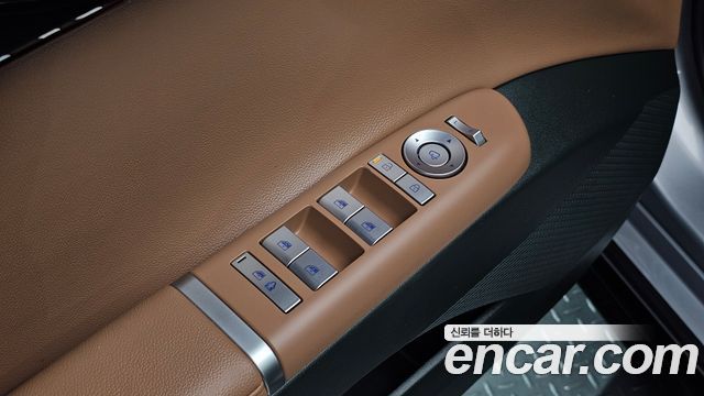 Hyundai Grandeur 2023 — photo 16