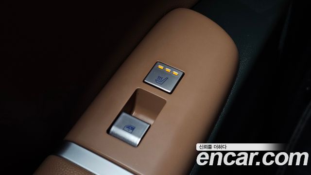 Hyundai Grandeur 2023 — photo 17