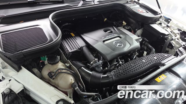 Mercedes-Benz GLE-Class 2022 — photo 6