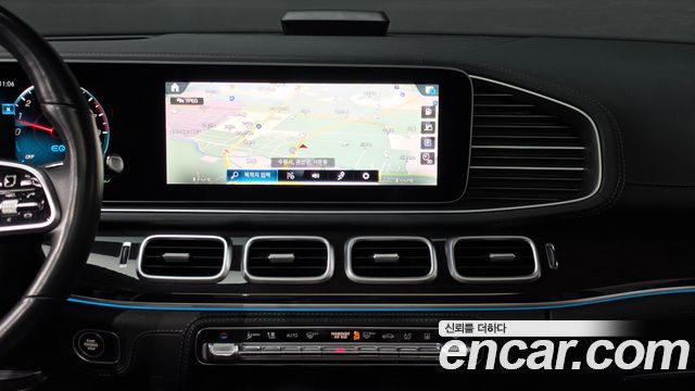 Mercedes-Benz GLE-Class 2022 — photo 20